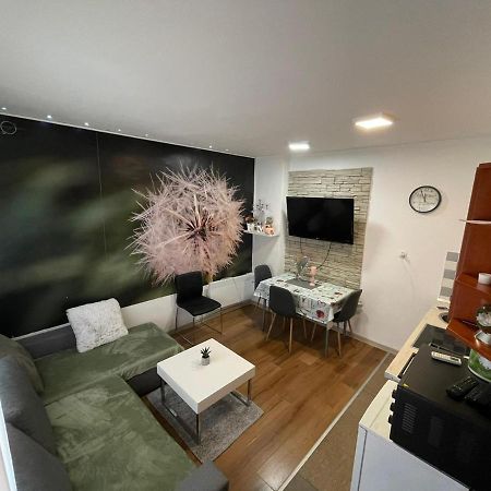 Cozy 1B Apartment Vera-Self Check In Zagreb Eksteriør billede