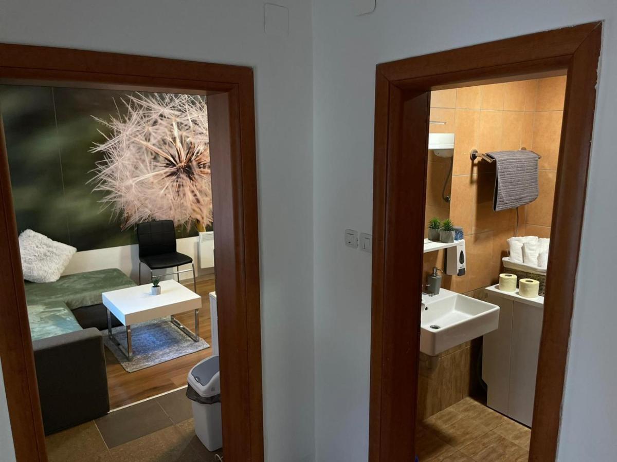 Cozy 1B Apartment Vera-Self Check In Zagreb Eksteriør billede
